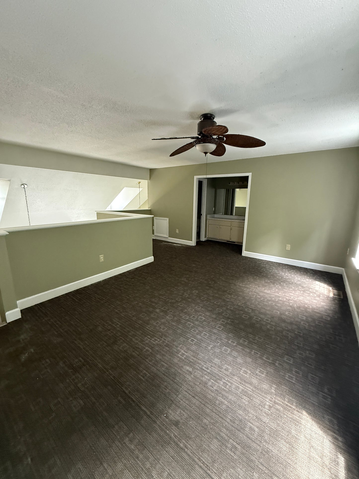 108 Mosspoint Dr, Greenville,SC 29617