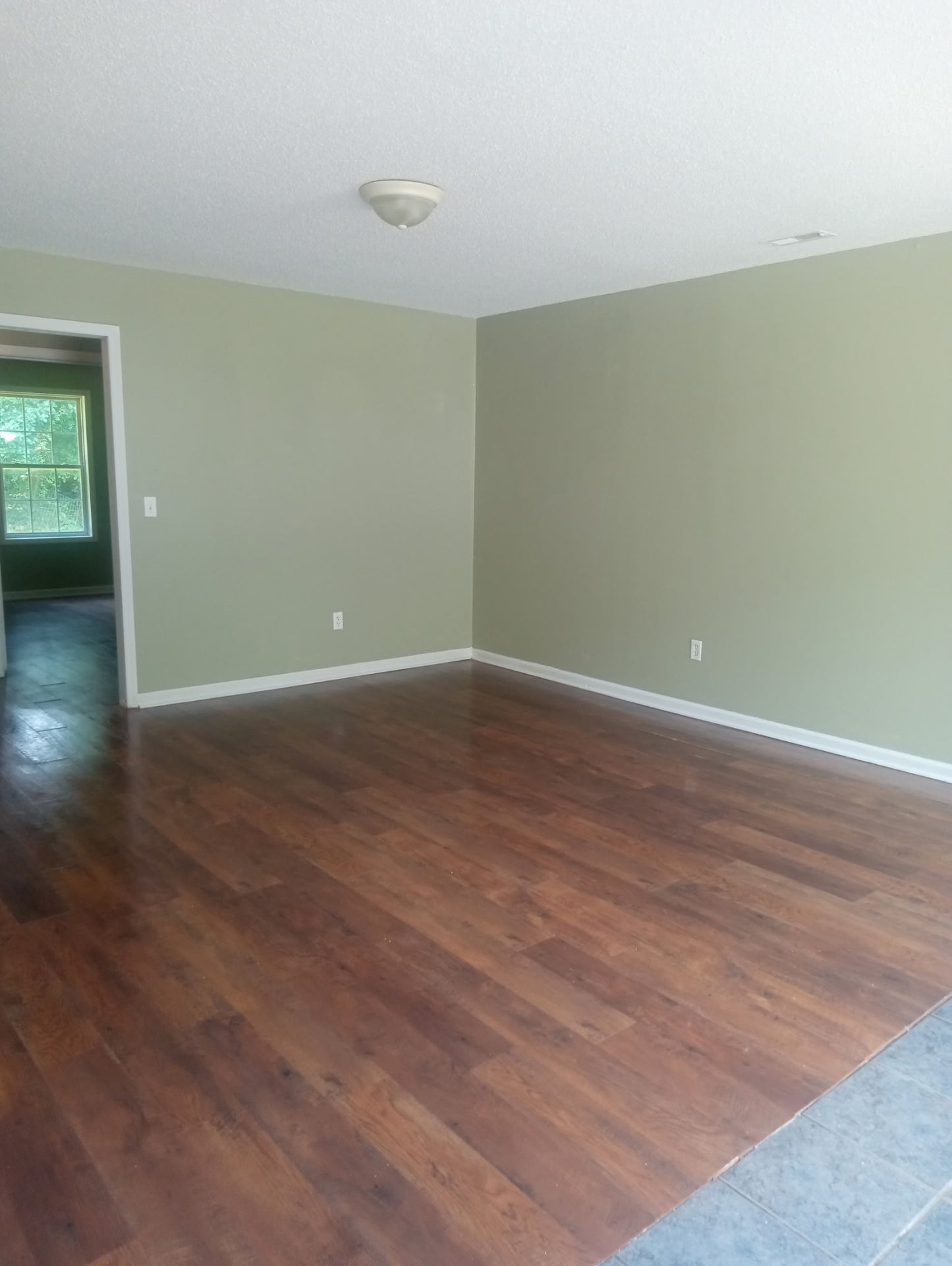 2 bedroom 1 bathroom Duplex
