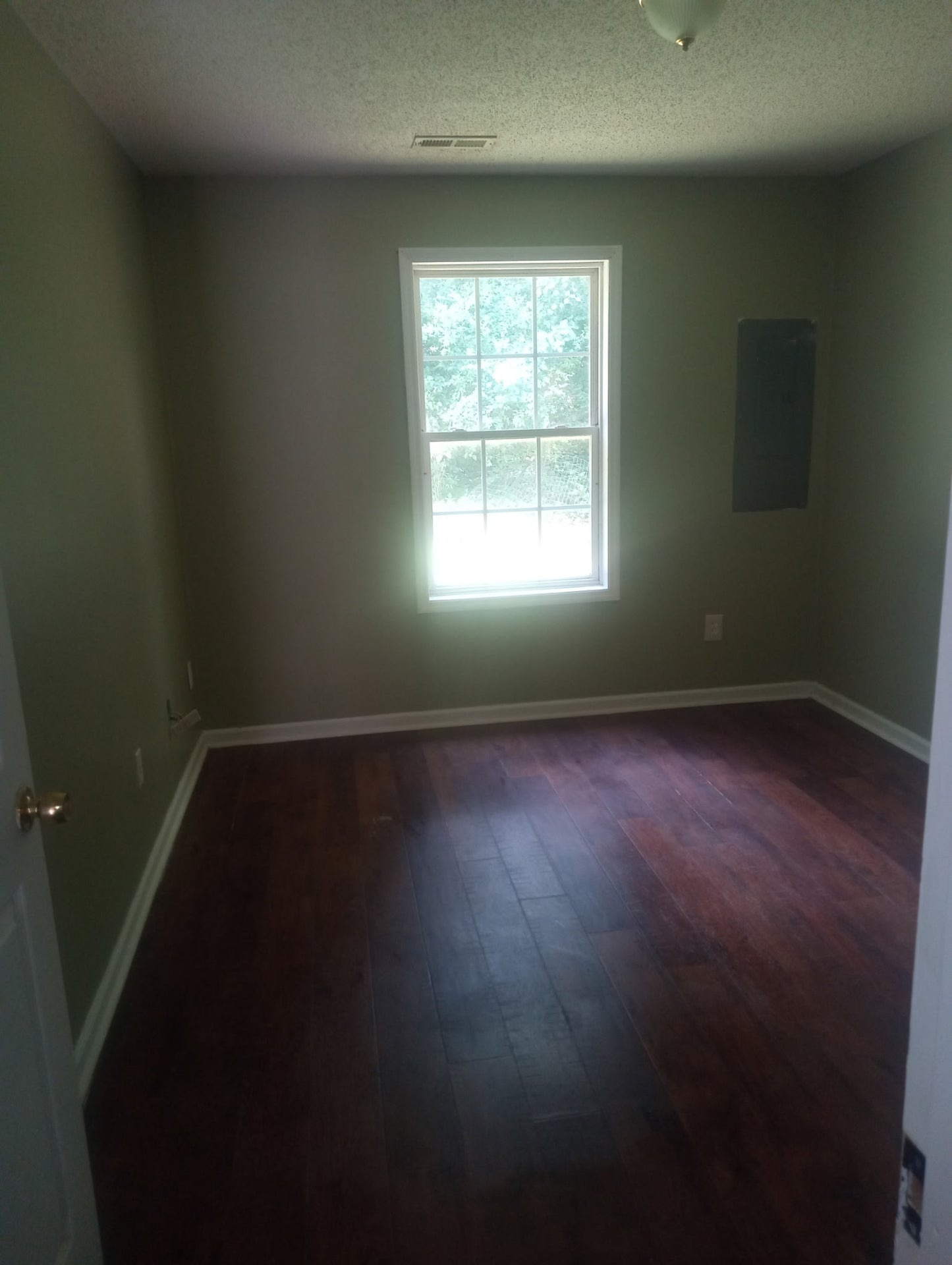 2 bedroom 1 bathroom Duplex